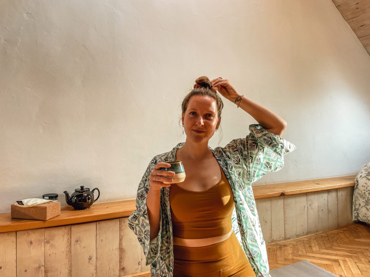 Yogaflow voor meer energie van De Online Yogajuf Laura Louise